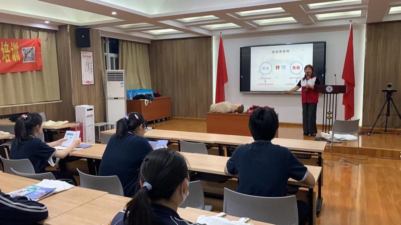 小标题：行业趋势分析